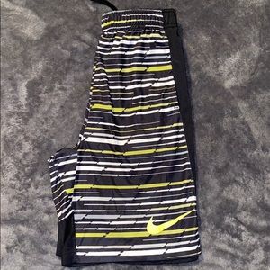 boys nike shorts